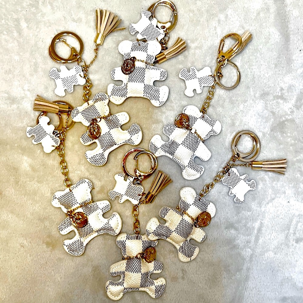 4 WHITE & BLUE CHECKERED BEAR KEY CHAINS! I only have 4!